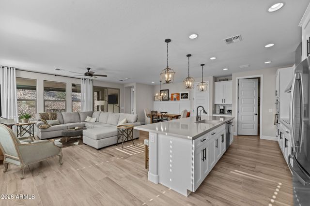 4101 DESERT MOON Drive, Wickenburg, AZ 85390