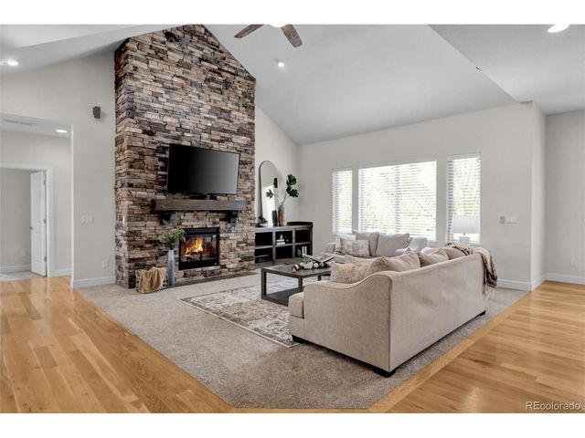 7991 Angel View Dr, Frederick, CO 80530