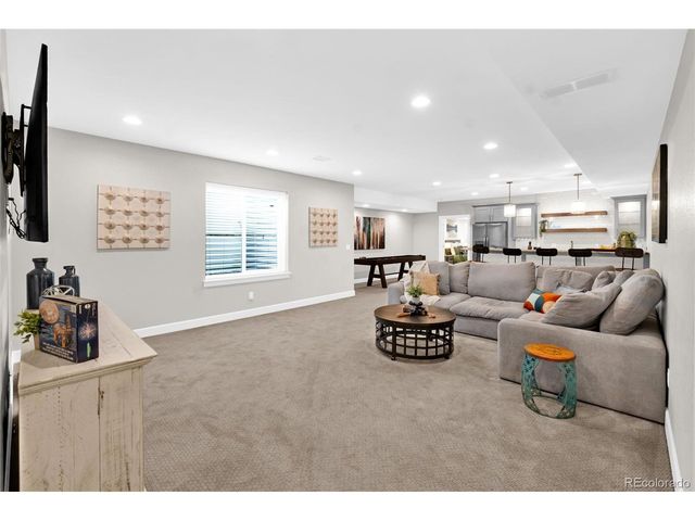 7991 Angel View Dr, Frederick, CO 80530