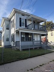 229 Newfield Avenue, Bridgeport, CT 06607