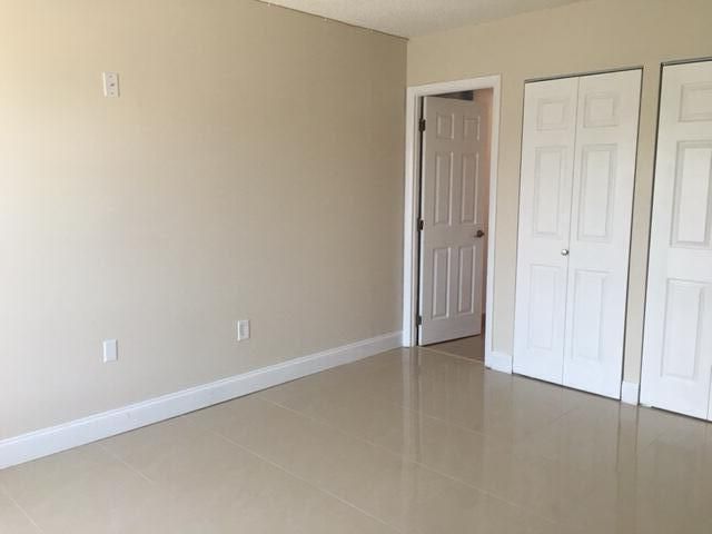 4154 Inverrary Drive 407, Lauderhill, FL 33319