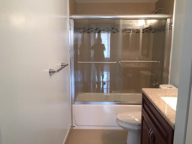4154 Inverrary Drive 407, Lauderhill, FL 33319