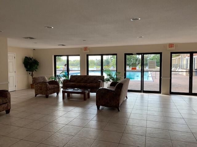 4154 Inverrary Drive 407, Lauderhill, FL 33319