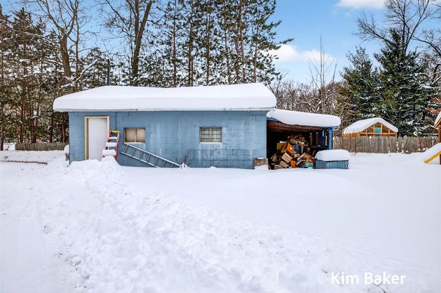 2910 Marquette Avenue, Muskegon, MI 49442