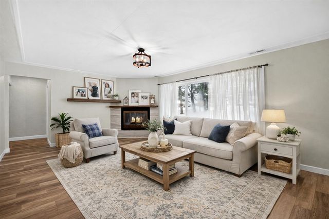 2910 Marquette Avenue, Muskegon, MI 49442