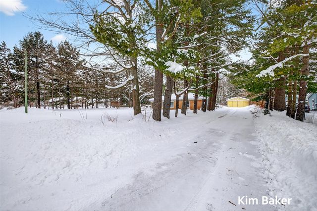 2910 Marquette Avenue, Muskegon, MI 49442