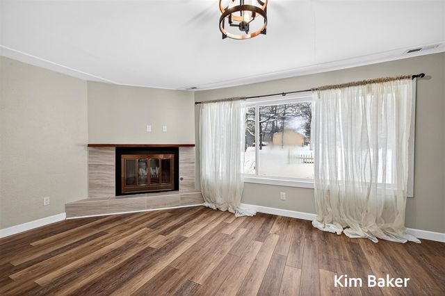 2910 Marquette Avenue, Muskegon, MI 49442