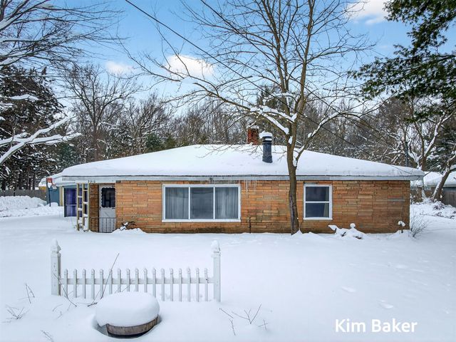 2910 Marquette Avenue, Muskegon, MI 49442