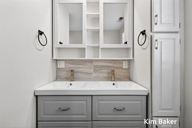 2910 Marquette Avenue, Muskegon, MI 49442