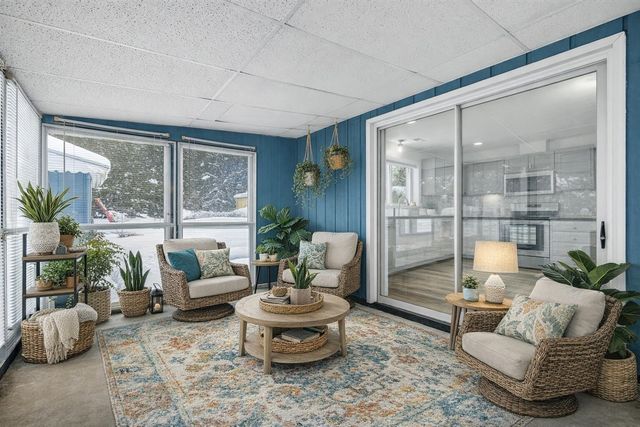 2910 Marquette Avenue, Muskegon, MI 49442