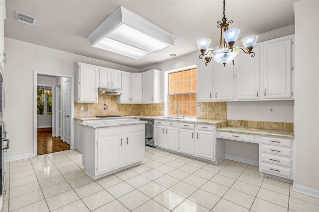 4814 Dixie Court, Sugar Land, TX 77478