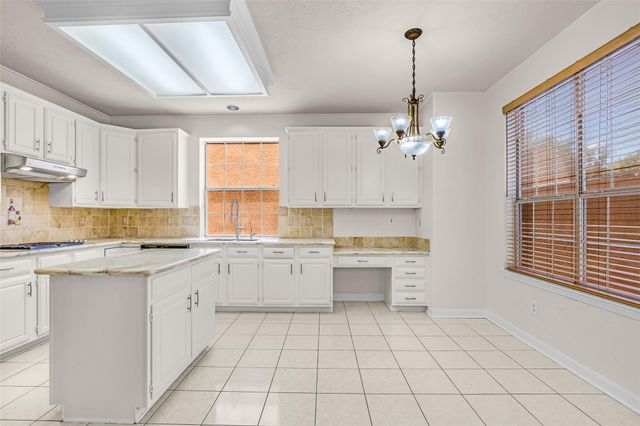 4814 Dixie Court, Sugar Land, TX 77478