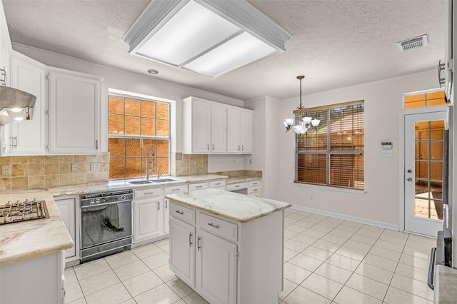 4814 Dixie Court, Sugar Land, TX 77478
