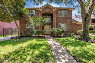 4814 Dixie Court, Sugar Land, TX 77478