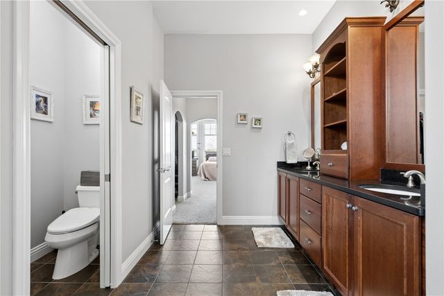 604 Majestic Oak Ridge, Solon, IA 52333