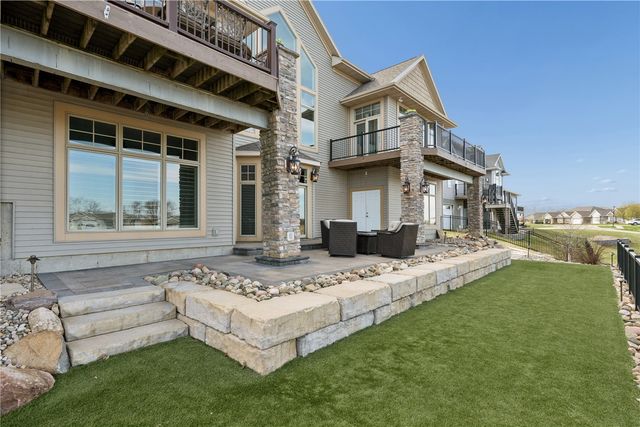 604 Majestic Oak Ridge, Solon, IA 52333