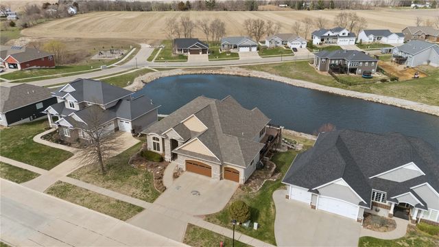 604 Majestic Oak Ridge, Solon, IA 52333