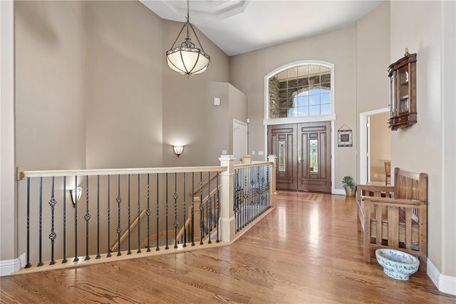 604 Majestic Oak Ridge, Solon, IA 52333