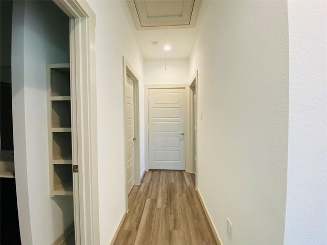 2811 Chancery Summit Court, Houston, TX 77047