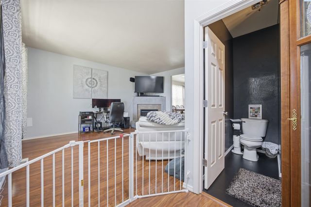 9819 Mustang Drive, Pasco, WA 99301