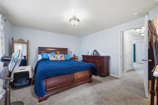 9819 Mustang Drive, Pasco, WA 99301