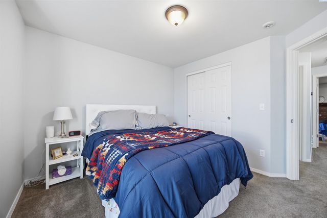 9819 Mustang Drive, Pasco, WA 99301