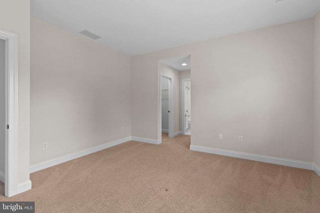 Image 42 of property listing at 10725 TAYLOR FARM RD, Woodstock, MD 21163