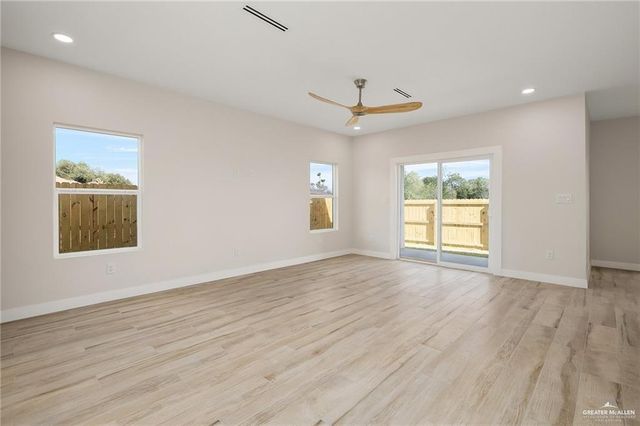 2507 Ana Regina Street, Mission, TX 78574