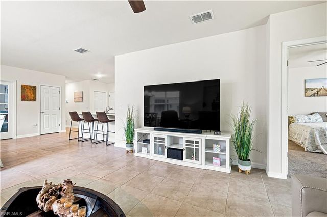 20587 Plumwood LOOP, North Fort Myers, FL 33917