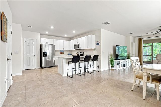 20587 Plumwood LOOP, North Fort Myers, FL 33917