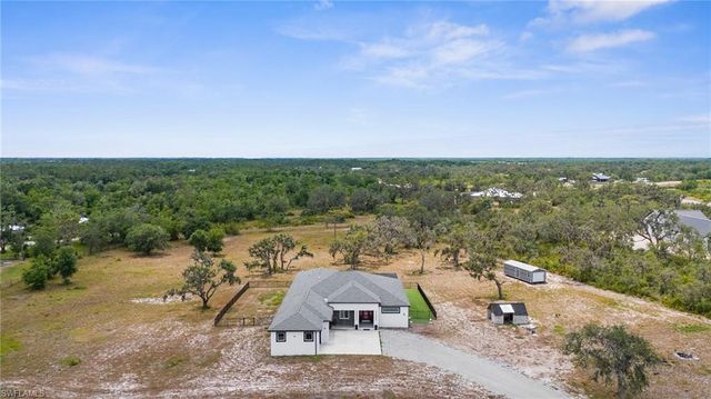 1116 406th CT E, Myakka City, FL 34251