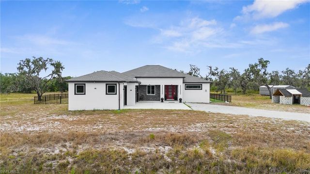 1116 406th CT E, Myakka City, FL 34251
