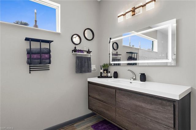 1116 406th CT E, Myakka City, FL 34251