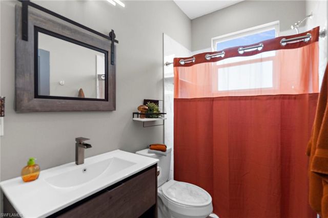 1116 406th CT E, Myakka City, FL 34251