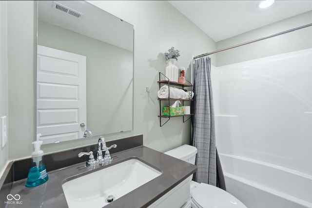 9208 Larson Drive, Pendleton, IN 46064