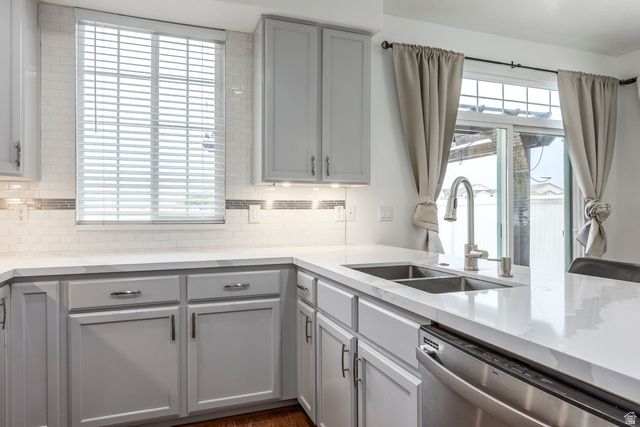 634 CANTERBURY LN, North Salt Lake, UT 84054