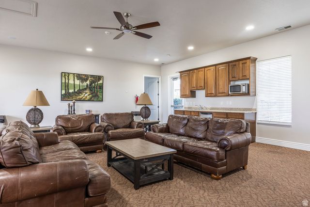 634 CANTERBURY LN, North Salt Lake, UT 84054