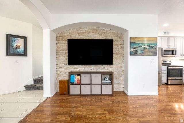 634 CANTERBURY LN, North Salt Lake, UT 84054