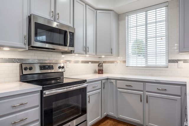 634 CANTERBURY LN, North Salt Lake, UT 84054