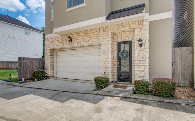 11123 Olympia Drive, Houston, TX 77042