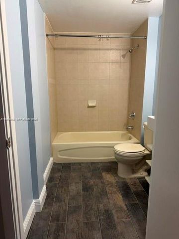 11060 SW 196th St 110, Cutler Bay, FL 33157