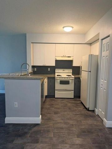 11060 SW 196th St 110, Cutler Bay, FL 33157