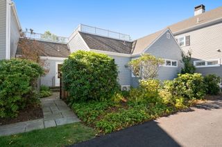 4 Quanaduck Cove Court 4, Stonington, CT 06378