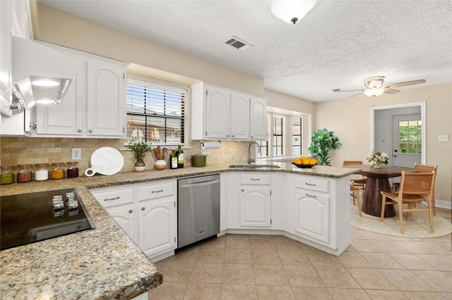 8007 Suspiro Drive, Houston, TX 77083