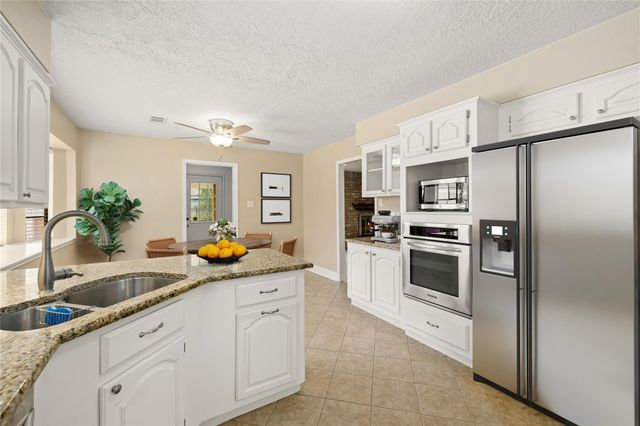 8007 Suspiro Drive, Houston, TX 77083