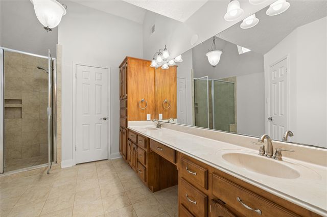 8007 Suspiro Drive, Houston, TX 77083