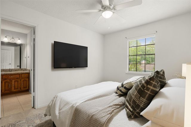 8007 Suspiro Drive, Houston, TX 77083