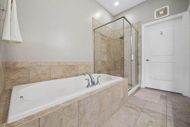 828 Bobcat Avenue, 207, Columbus, OH 43212