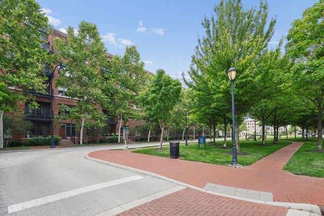 828 Bobcat Avenue, 207, Columbus, OH 43212