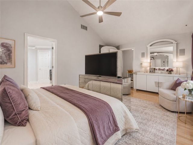 1511 Lindenhurst Drive, Centerville, OH 45459